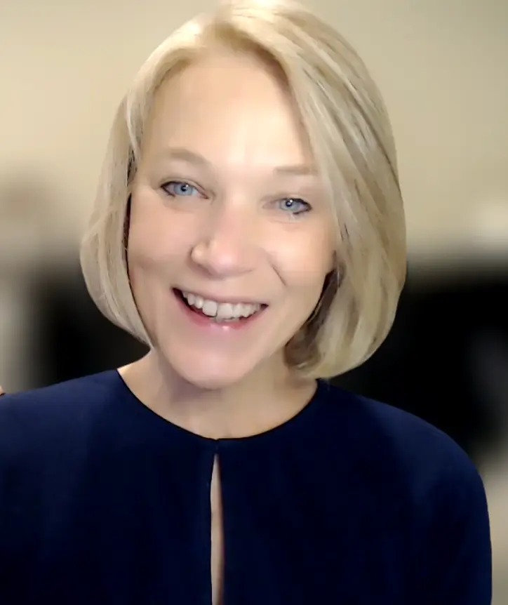 Gwen Small 2a